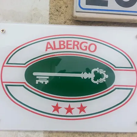 Hotel Relais Ristorante Sanfront 3*